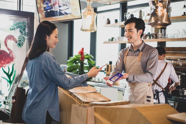 移卡子公司樂刷釋放科技創(chuàng)新優(yōu)勢(shì)，精準(zhǔn)打造商戶數(shù)字化"新引擎"(圖2)