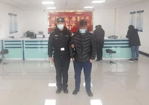 青海某POS機(jī)代理商因“代還養(yǎng)卡”涉嫌非法經(jīng)營(yíng)被捕 涉案金額4300余萬(wàn)(圖3)